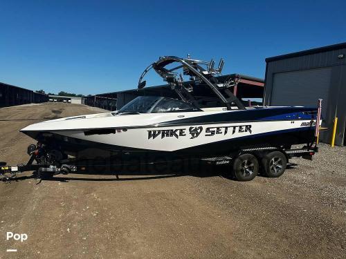 Malibu Wakesetter 247 LSV avis et fiche technique